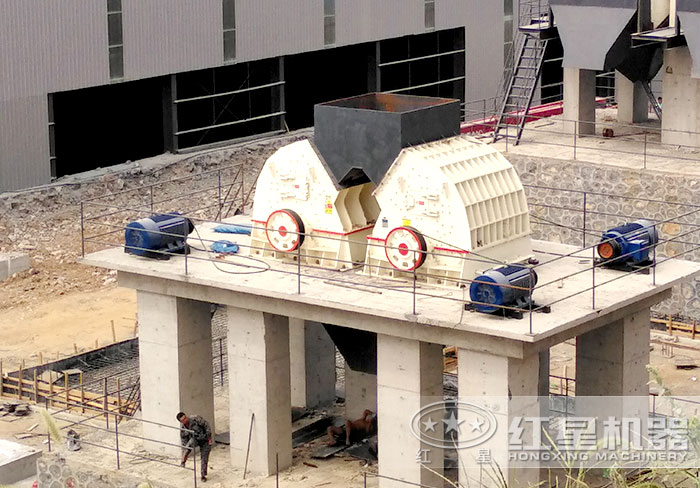 錘式破碎機(jī)雙電機(jī)