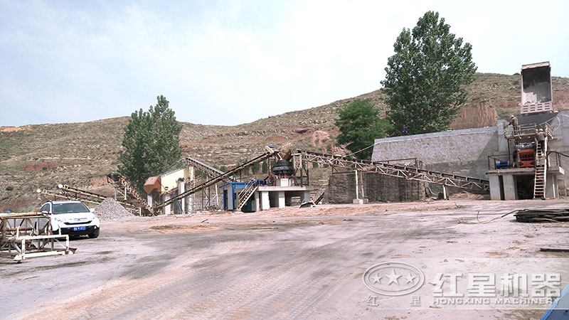 顎式破碎機(jī)+圓錐破碎機(jī)