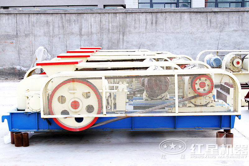 小型對輥式破碎機(jī)