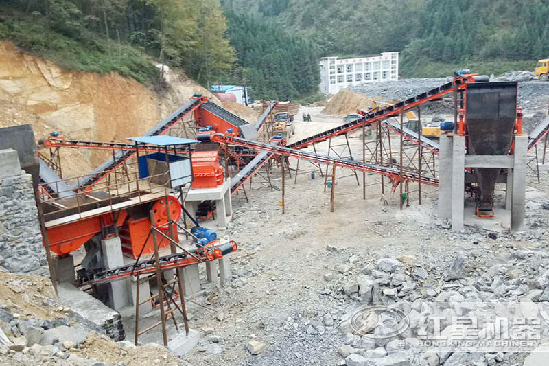 小型打石制砂機(jī)現(xiàn)場