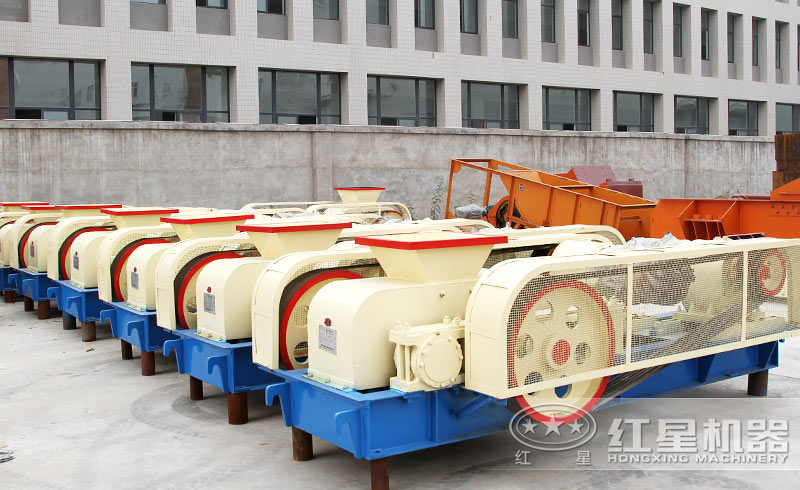 對(duì)輥式制砂機(jī)