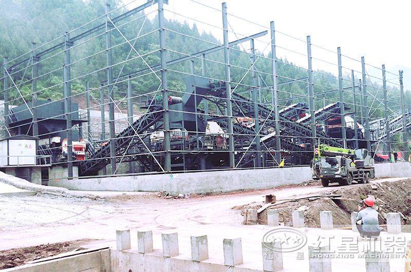 廣元客戶環(huán)?，F(xiàn)場，正在建設(shè)中