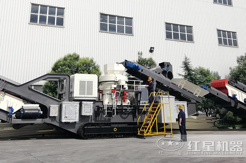 大型移動式軋石機(jī)
