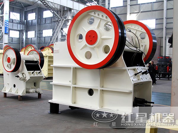 鉍礦顎式破碎機