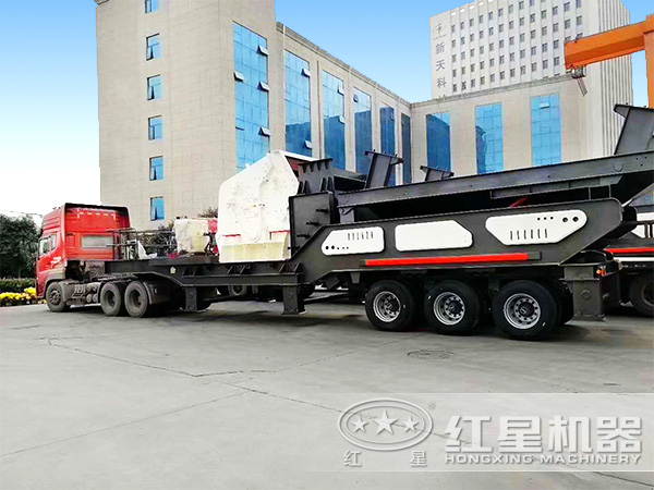 時產(chǎn)300噸車載可移動嗑石機