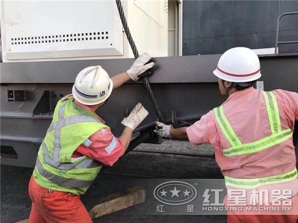 移動(dòng)破碎站發(fā)貨圖