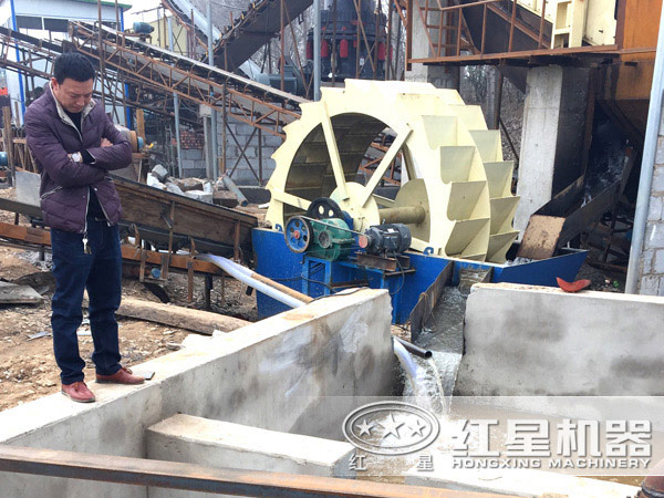 輪式洗砂機作業(yè)現(xiàn)場