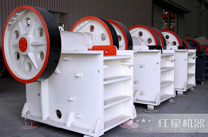 鄂式破碎機(jī)圖