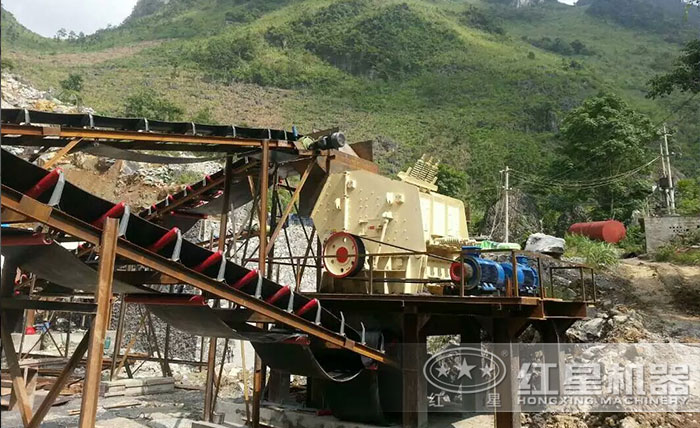 花崗巖制砂現(xiàn)場(chǎng)