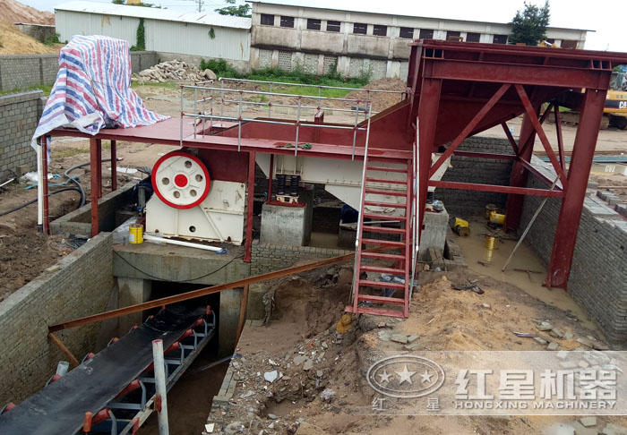采用hd86顎式破碎機(jī)