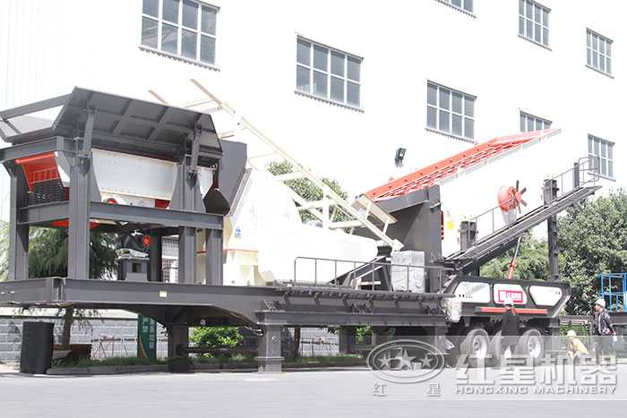 輪胎移動破碎機(jī)