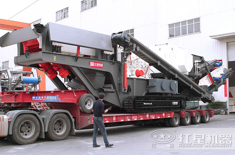 全新小型車載移動(dòng)破碎機(jī)發(fā)貨現(xiàn)場(chǎng)