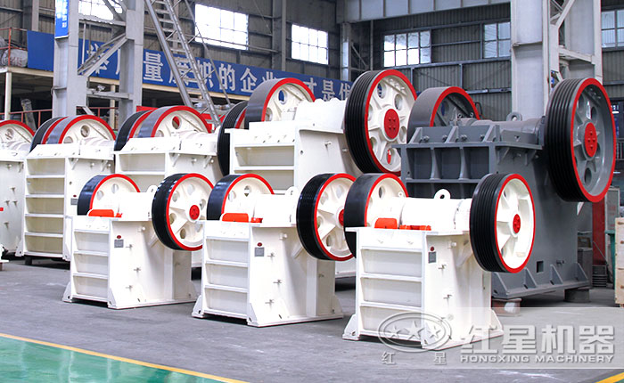 各種型號顎破機，顎破生產(chǎn)車間