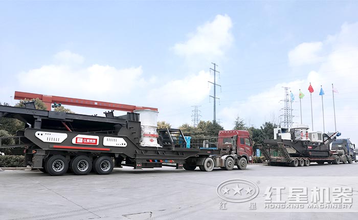可移動(dòng)砸石機(jī)套上車(chē)頭開(kāi)著走