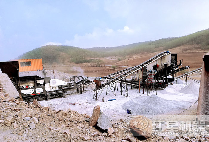 輪胎移動顎式破碎機(jī)